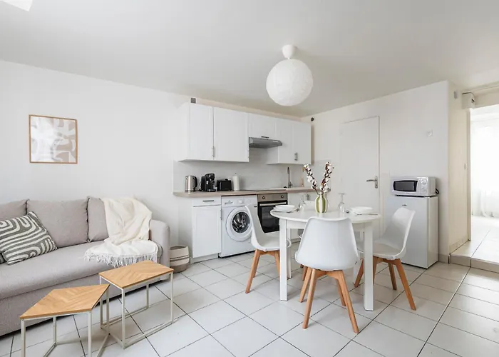 Апартаменты Le Nid De La Fauvette - Hyper Centre Эперне