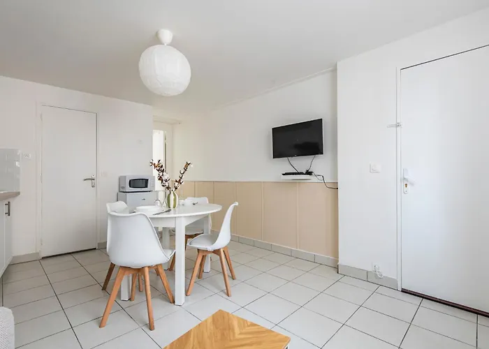 Le Nid De La Fauvette - Hyper Centre Эперне